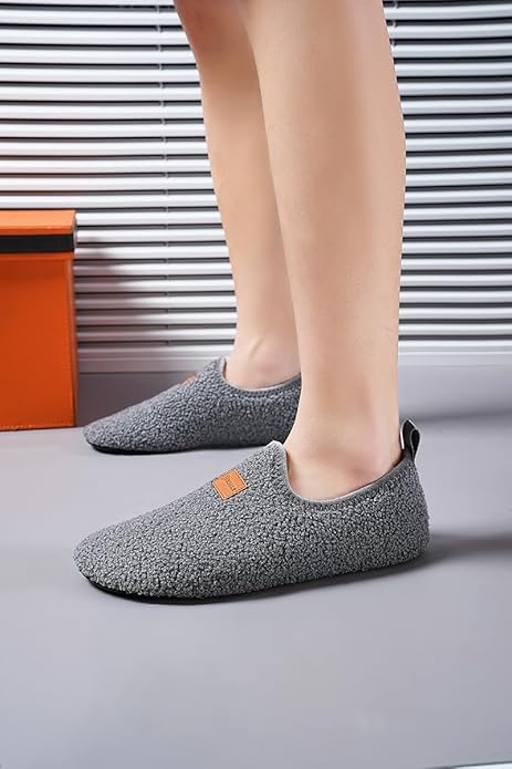 QZKDM Lightweight Slip on Grip Indoor House Slippers Barefoot Non Slip Home Exercise Yoga Shoes for Men Women