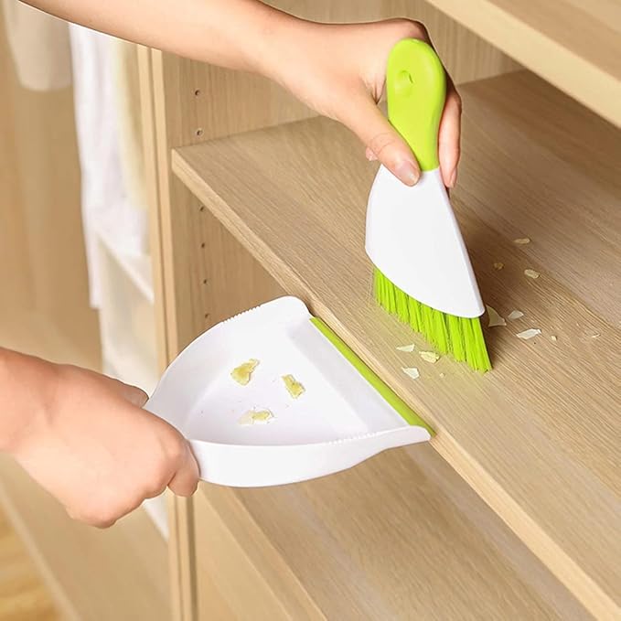 Dust pan Broom Brush Dustpan - Small Broom and Dustpan Set, Mini Broom and Dust pan, Small Dustpans and Brush Set for Home Cleaning,Sofa, Desk, Guinea Pig Cage, Cat Litter etc.（Green）