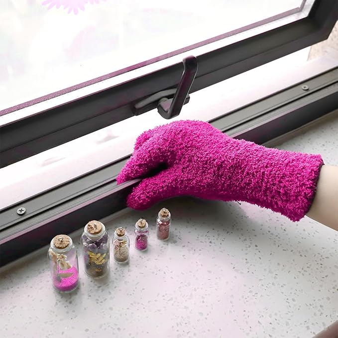 Patelai 2 Pairs Microfiber Gloves for plants Dusting Cleaning Glove Mittens House Cars Blinds Dusting(Pink, Rose Red, Large)