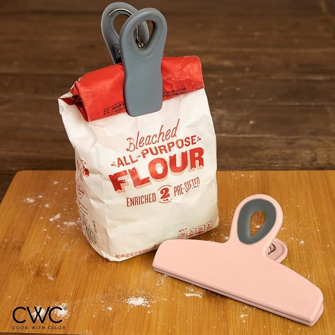 COOK WITH COLOR Bag Clips - Heavy Duty Chip Clip and Refrigerator Magnet Clips for Food Storage with Air Tight Seal Grip, Pink and Grey, Pack of 8