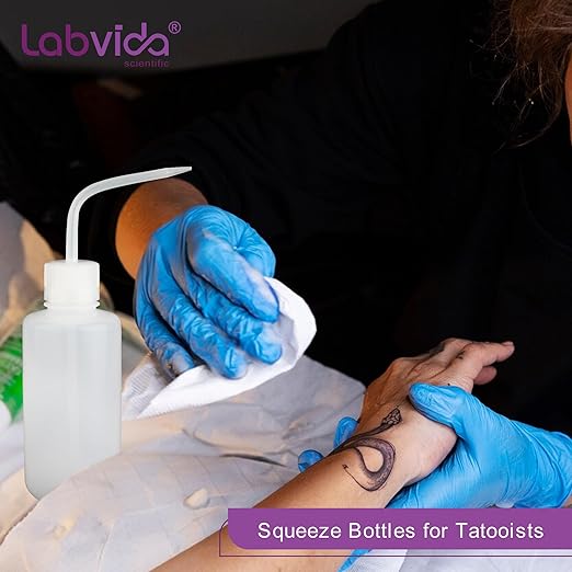 4 pcs of Plastic Squeeze Bottles, Lab Wash Bottle Squeeze Vol.1000ml 33.8oz, LDPE Bottle with PP Draw Tube used for Wash Labware, Cleanig Body Tattoo, and Succulent Watering Irrigation, LVM011