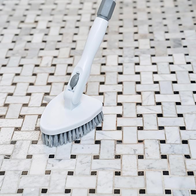 Miracle Sealants Heavy Duty Miracle Grout Cleaner Spray for Natural Stone, Marble, Tile & Grout, Quart