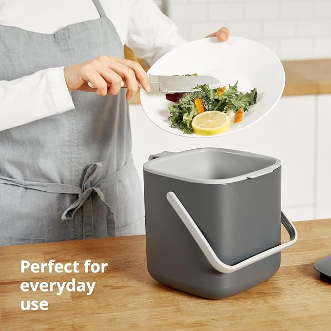 BLUE GINKGO Kitchen Compost Bin [2.6L / 0.69 GAL] – Filter-Free, Odor-Tight Countertop Food Waste Pail with Handles (Made in Korea, Green)