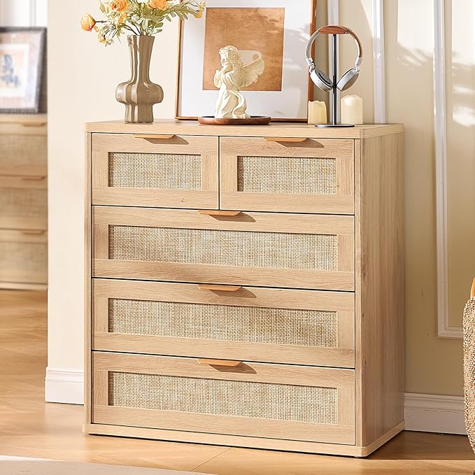 LEYAOYAO Rattan Dresser for Bedroom, 33.5" Tall Chest of Drawers, Modern 5 Drawers Boho Dressers with Storage, Light Oak Dresser Wooden Closet Organizer for Living Room, Hallway, Natural Wood