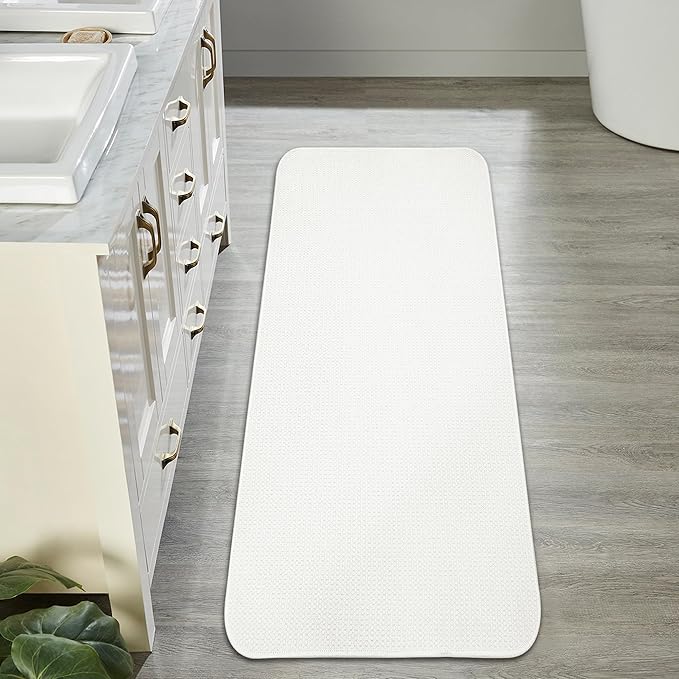 Bath Mat,Ultra Thin Bathroom Runner Rugs,Large Bath Mats for Bathroom,Quick Dry,Non-Slip,Machine Washable,Low Pile,Bath Rug,Shower Outside,Sink,Home Decor Accessories.White,1'9"x3'11"（21x47inch）