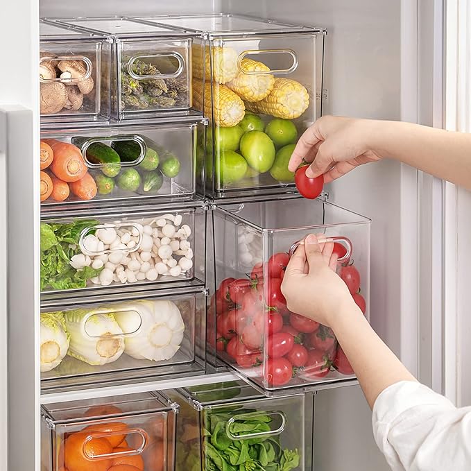 shopwithgreen Refrigerator Organizer and Storage Bins with Pull-out Drawer, Stackable Clear Fridge Drawer Organizer with Handle Design, Plastic Kitchen Pantry Storage Containers, 1Pack, 9.5QT