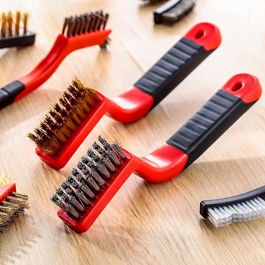 Sumind Wire Cleaning Brush Set Nylon/ Stainless Steel/ Brass Metal Brush with Curved Handle Grip Paint Remover for Cleaning, Rust, Drill, Scrub, Grout Cleaner Tool (15 Pcs,Red and Black)