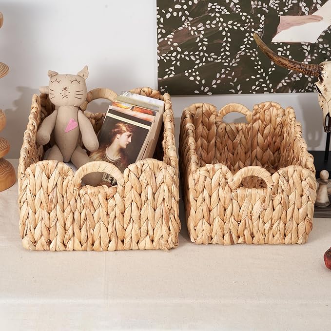 Scalloped Basket Wicker & Rattan Storage Basket with Built-in Handles, Large Woven Water Hyacinth for Nursery & Bathroom Organization 2 Pack