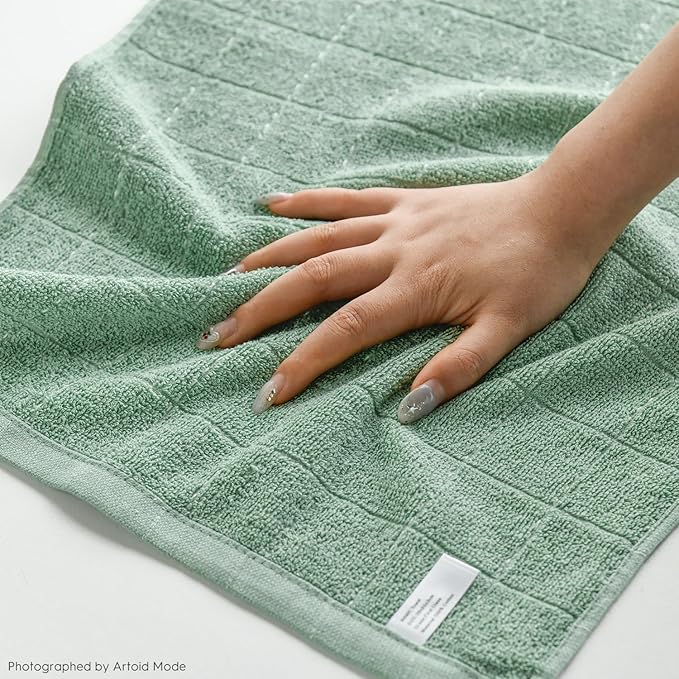 Artoid Mode Checkered Designed Cotton Light Green Terry Kitchen Dish Towels, 15x25 Inch Soft Absorbent Quick Drying Cleaning Tea Towels Set of 4