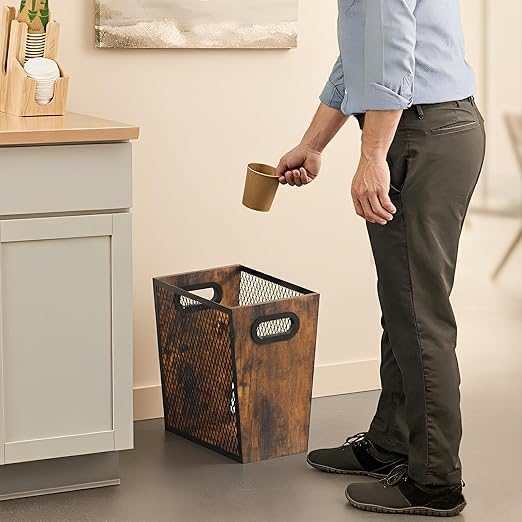 Piskyet Rustic Office Trash Can for Near Desk,7 Gallon Unique Wood Bedroom Garbage Can,Vintage Wastebasket with Handle, Decorative Trash Can for Home Office,12.2" L x 9.6" W x 14.9" H,Rustic Brown