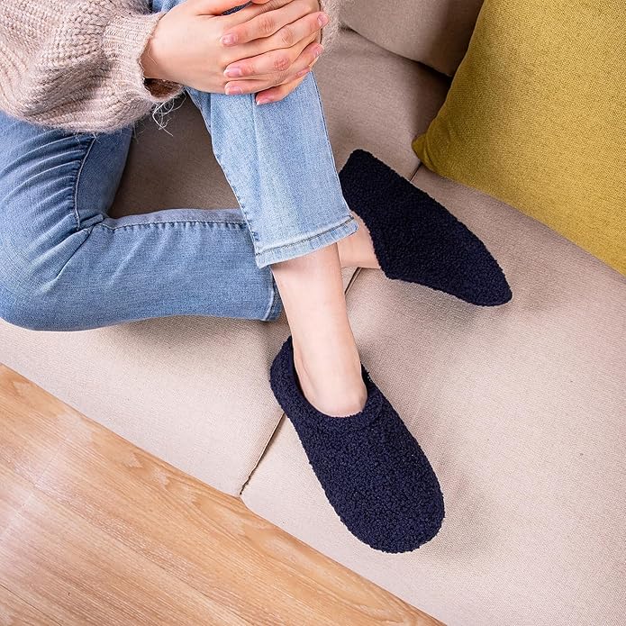 HomeTop Women's Fuzzy Curly Fur Memory Foam Loafer Slippers with Polar Fleece Lining